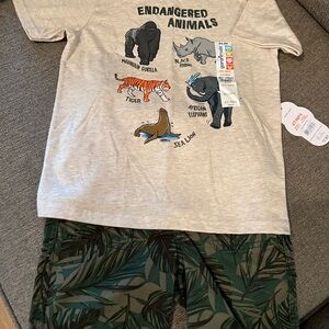 Garanimals Beige and Green Animal Print Set